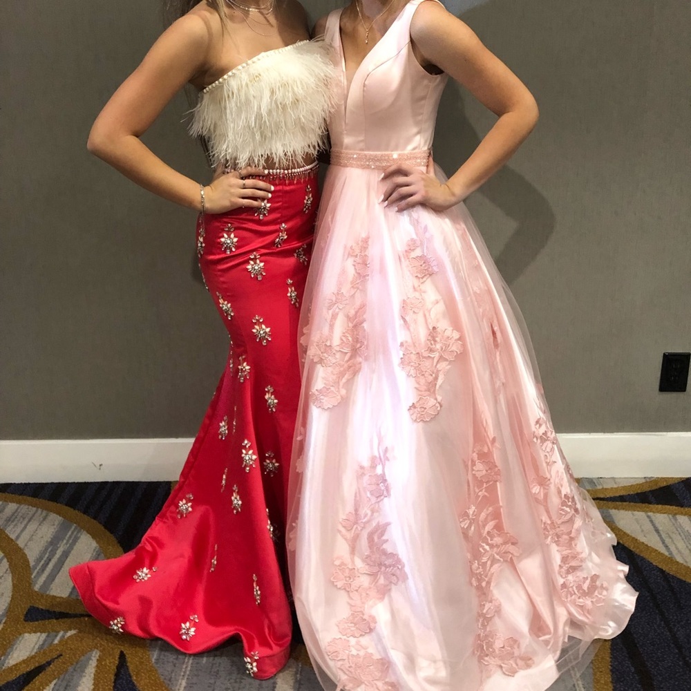 PROM DRESS - Picture 2 of 2